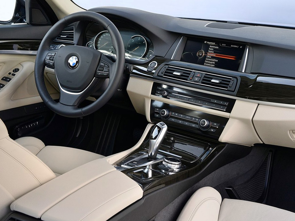 BMW 518d - 2015