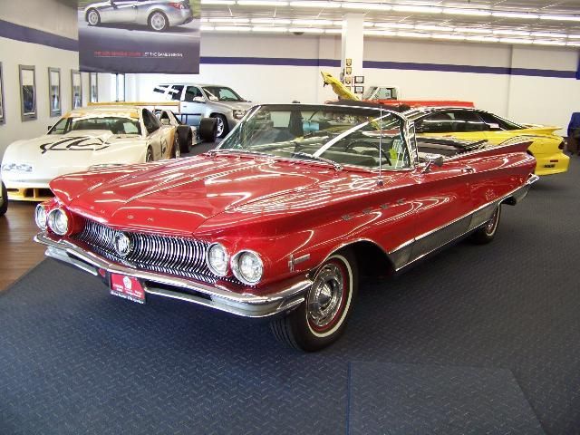 Buick Electra 225 Custom 2dr HT