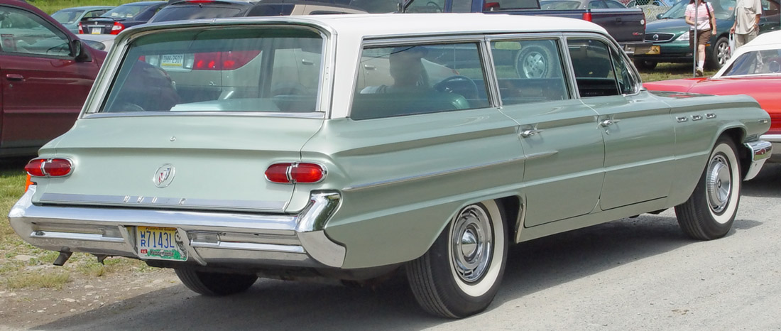 Buick Invicta wagon