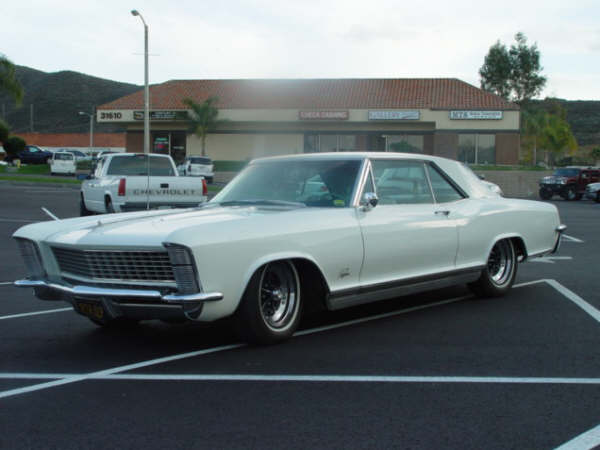 Buick Riviera 57L