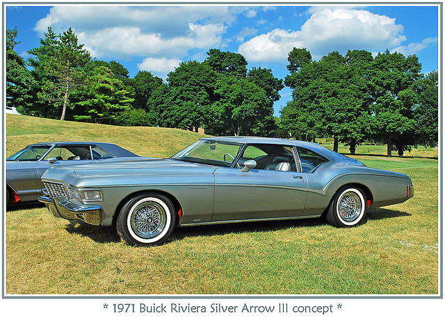 Buick Riviera Silver Arrow show car