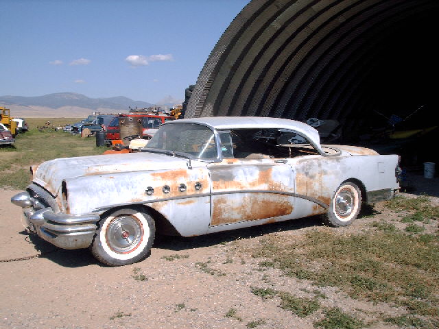Buick Roadmaster 2dr HT
