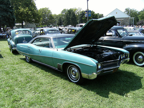 Buick Wildcat 4dr HT