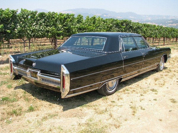 Cadillac Fleetwood Brougham