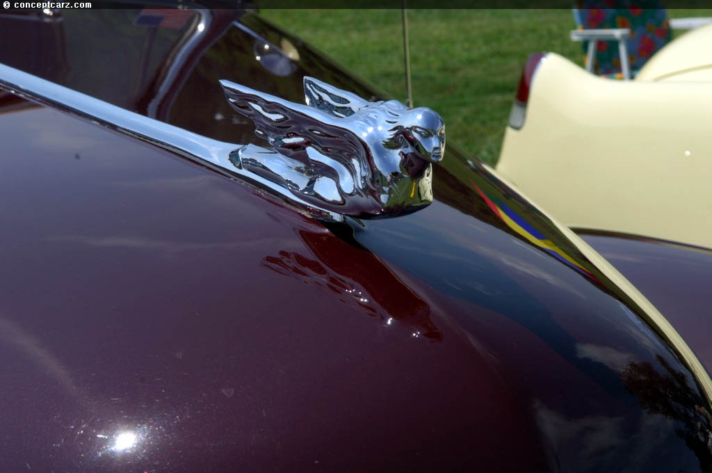 Cadillac Series 62 Touring Sedan Deluxe