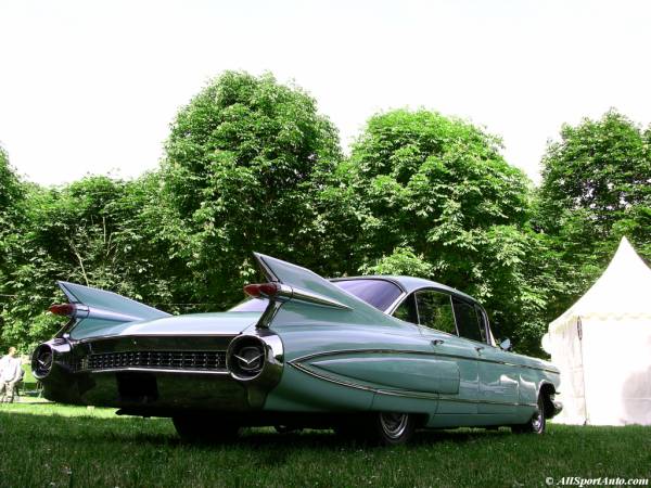 Cadillac Series Sixty Special Fleetwood