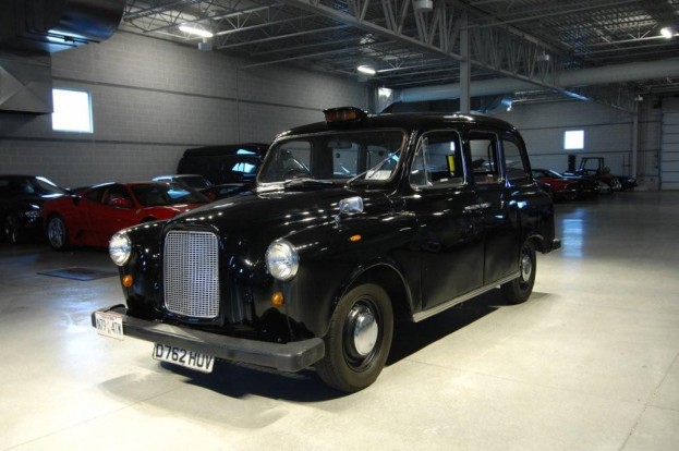 Carbodies London Taxi