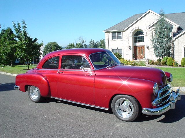 Chevrolet 2 dr sedan