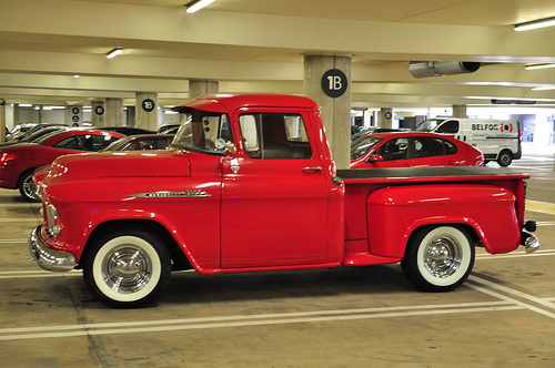 Chevrolet 3100 Cameo Carrier