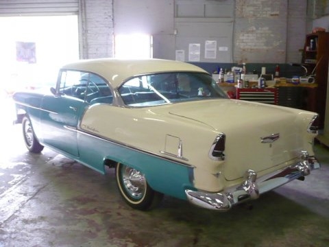 Chevrolet Bel Air 4-dr Hardtop