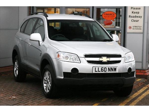 Chevrolet Captiva LS 20 Diesel