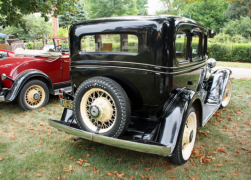 Chevrolet Confederate De Luxe sedan