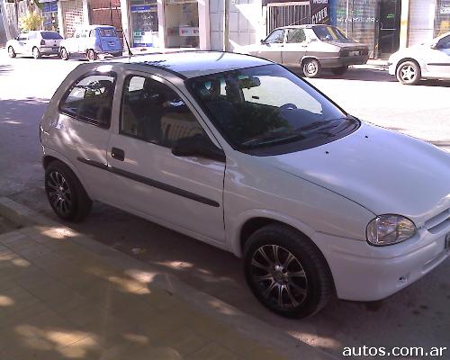 Chevrolet Corsa Wind 10