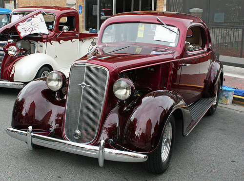 Chevrolet Fleetline De Luxe 2dr sedanet