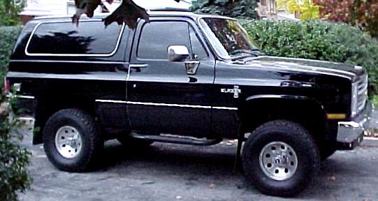 Chevrolet K5 Blazer 320