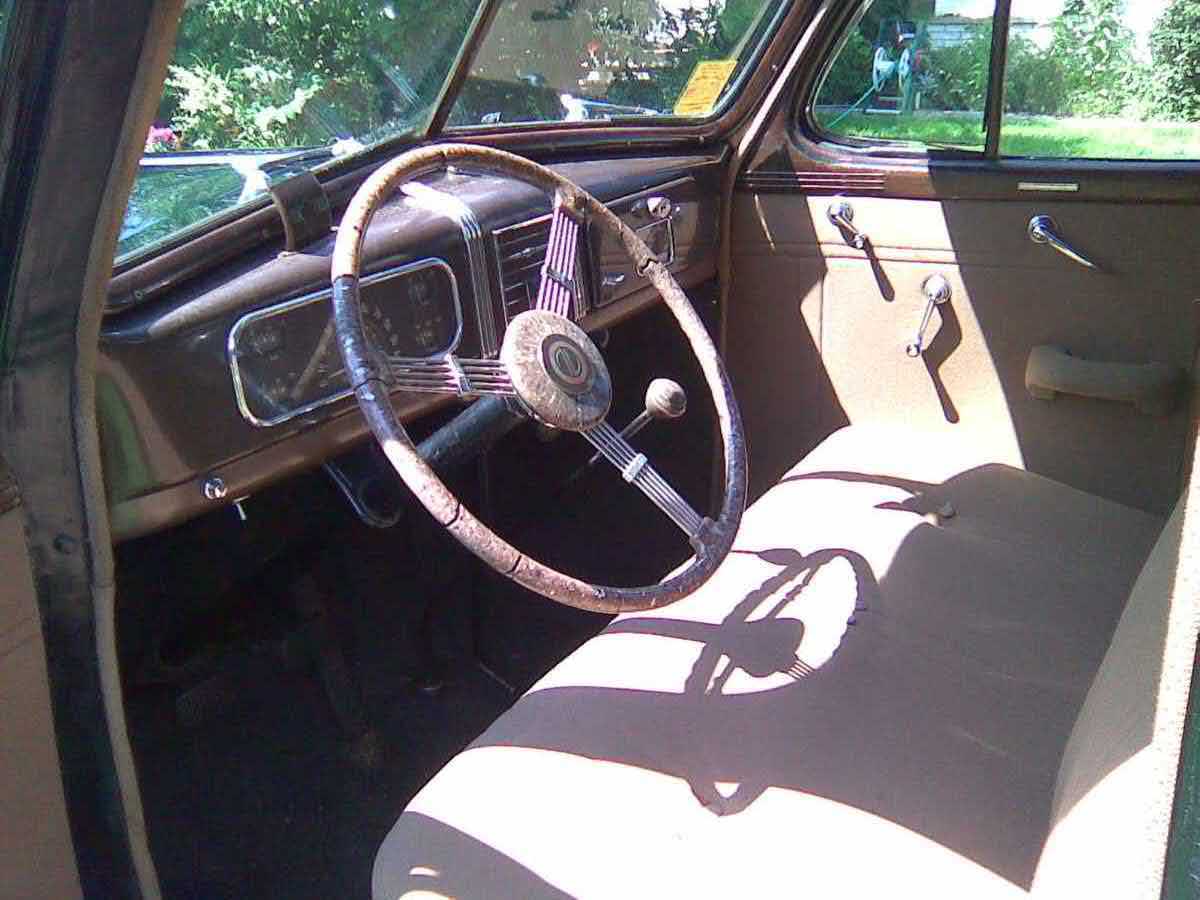Chevrolet Master De Luxe 4dr
