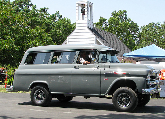 Chevrolet Napco Suburban Carryall