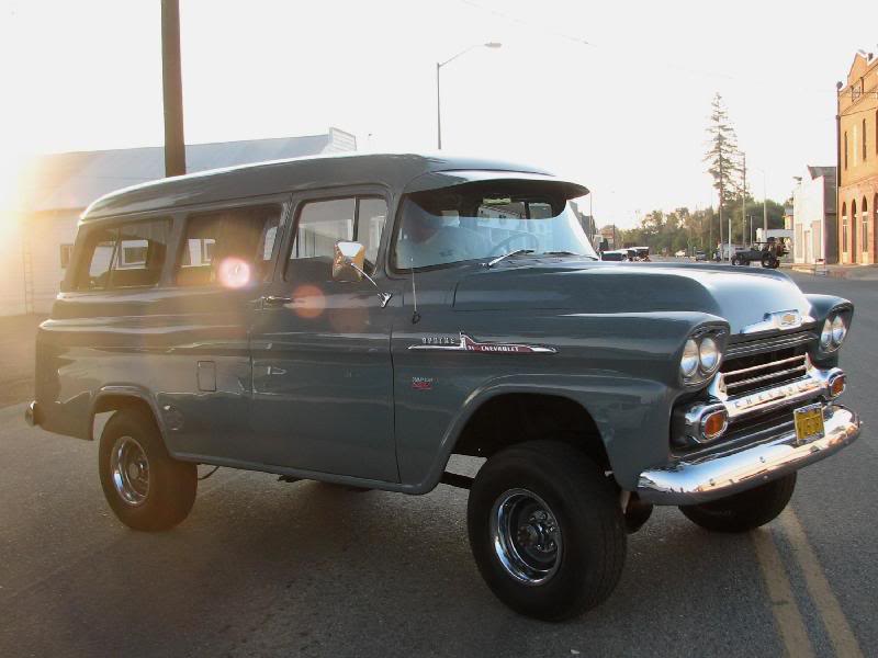 Chevrolet Napco Suburban Carryall