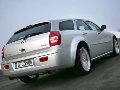 Chrysler 300C Touring SRT8 wagon