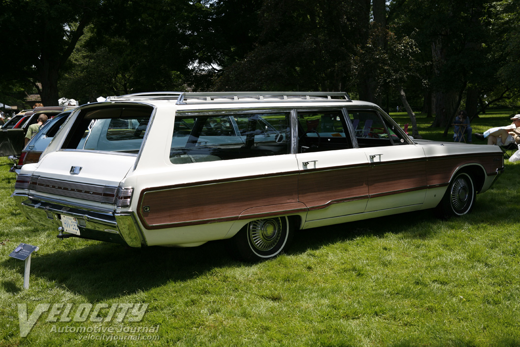 Chrysler Newport Town Country wagon