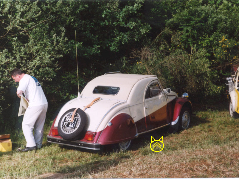 Citron 2CV Coup