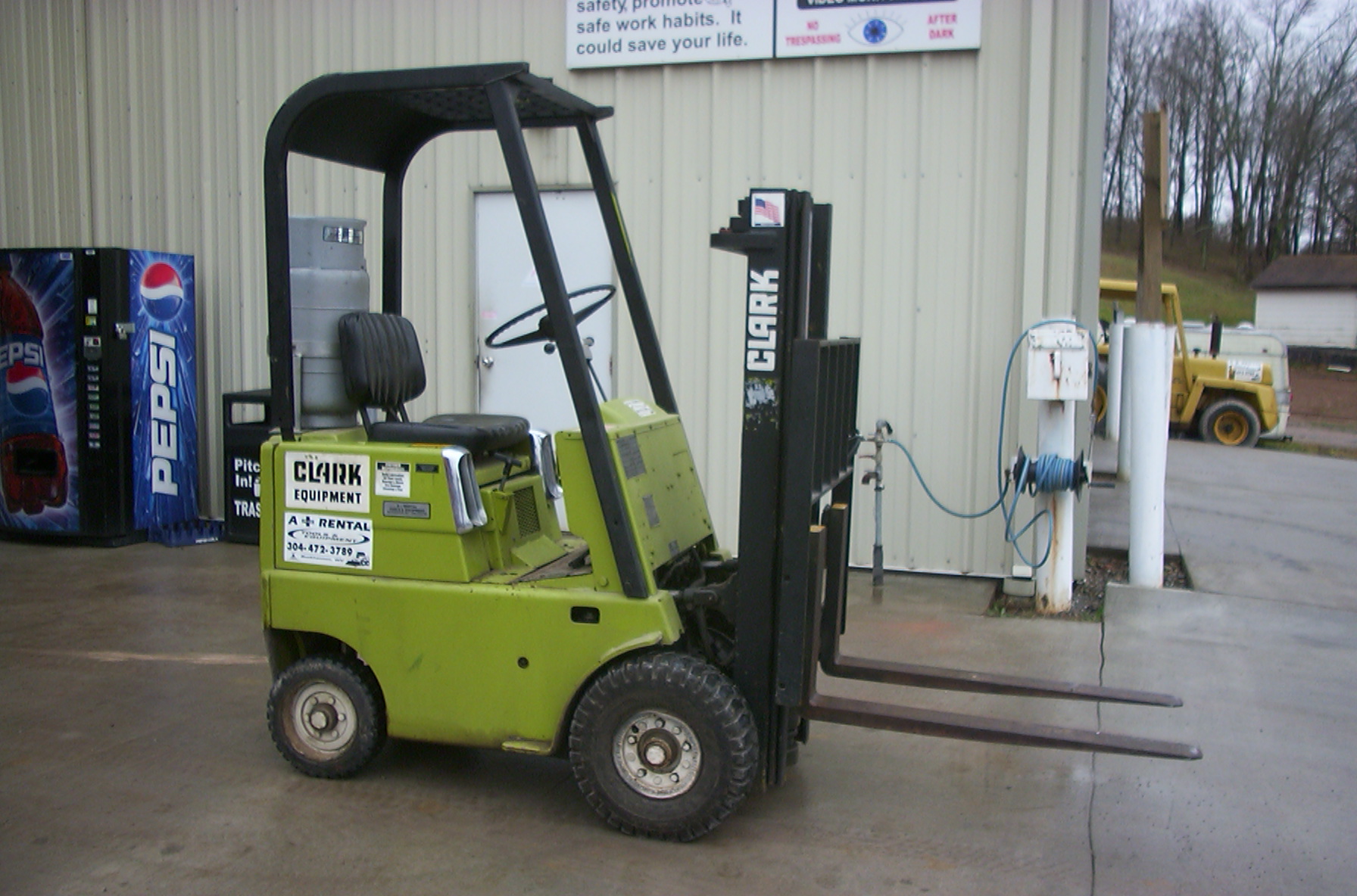 Clark Forklift