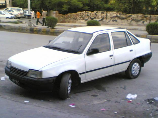 Daewoo Racer