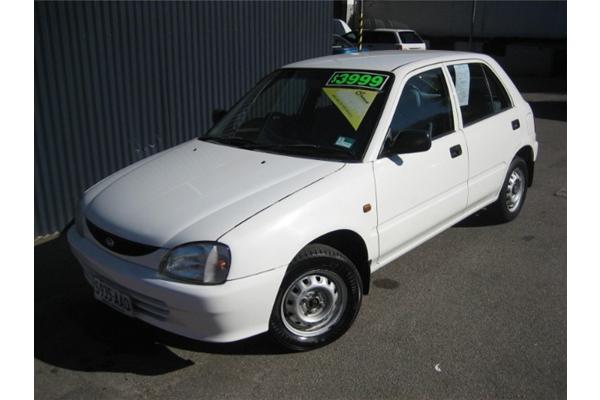 Daihatsu Charade CS 13i