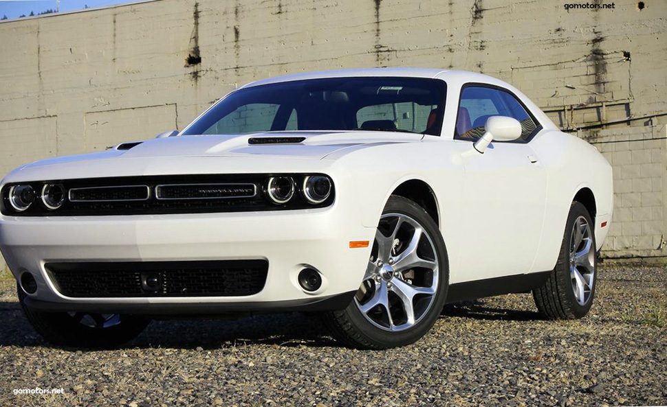 2015 Dodge Challenger V-6