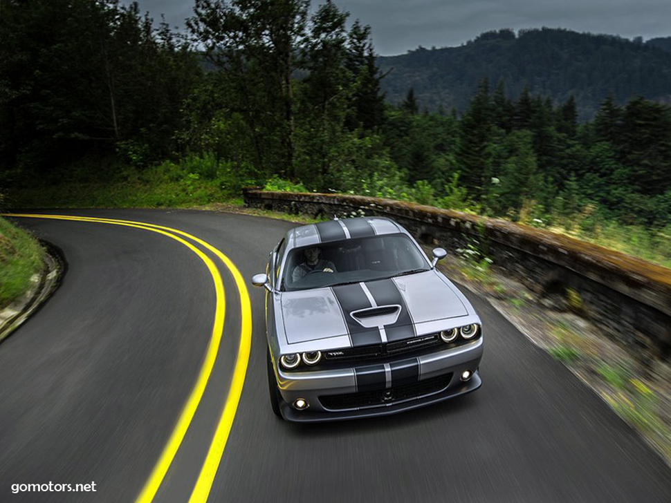 Dodge Challenger SRT 2015