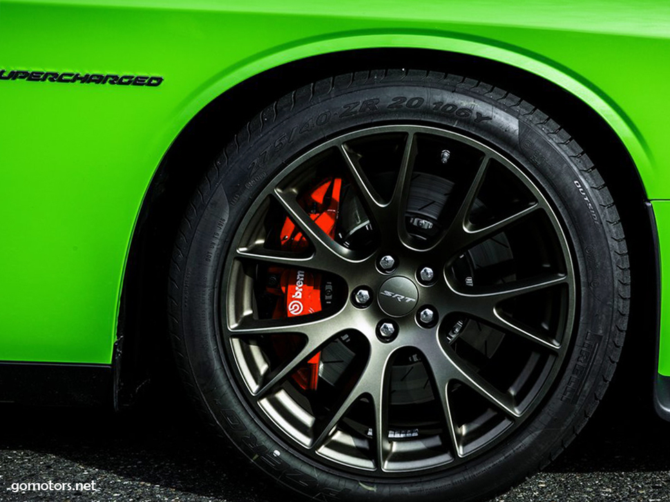 Dodge Challenger SRT Hellcat 2015