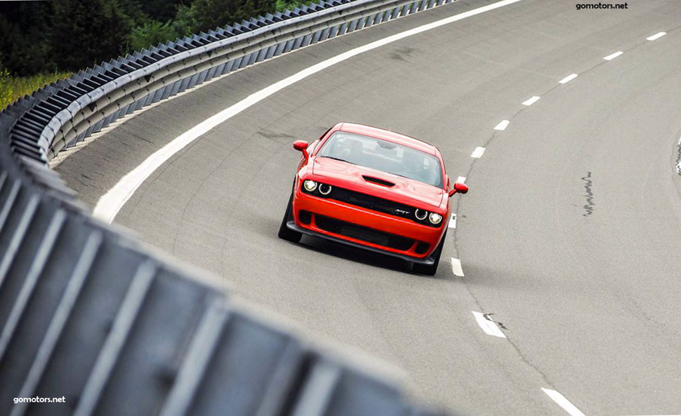 Dodge Challenger SRT Hellcat