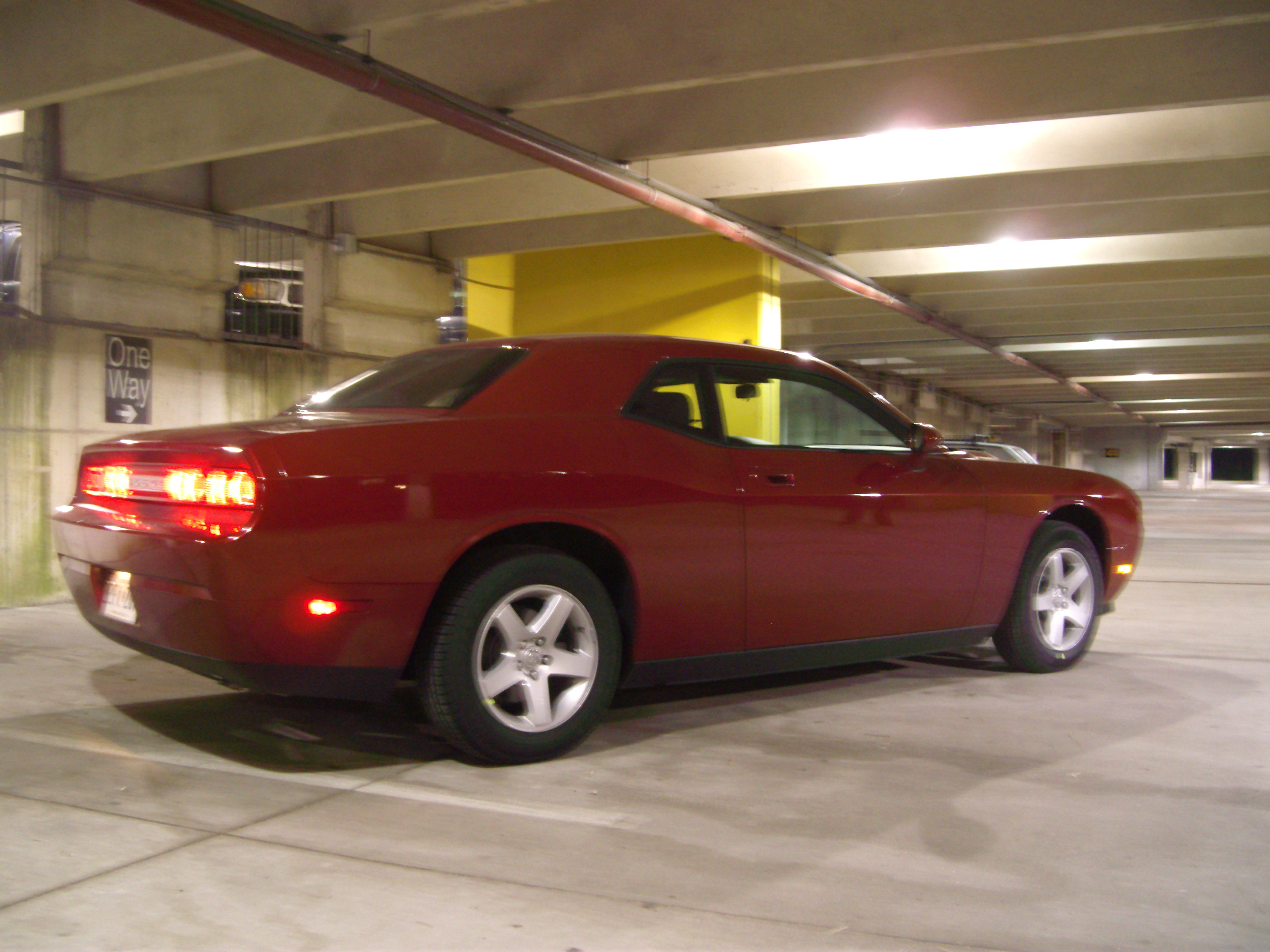 Dodge Challenger SE