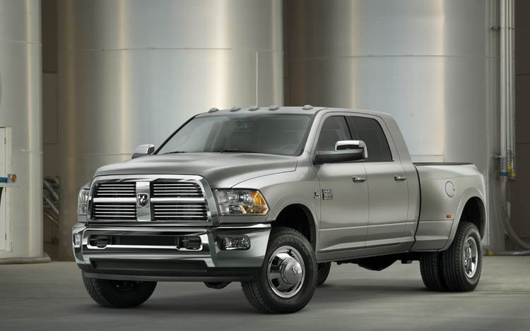 Dodge Ram 3500 SLT Mega-Cab