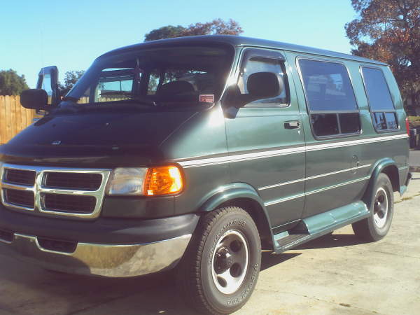 Dodge Ram Van 1500