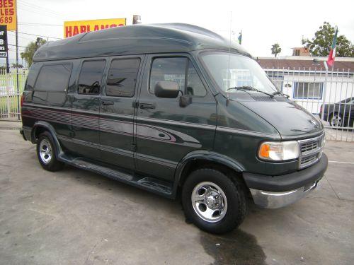 Dodge Ram Van 2500