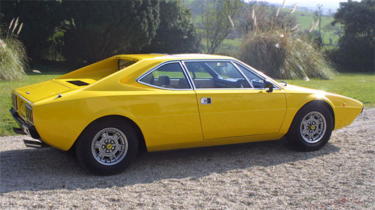 Ferrari 308 GT4 Dino