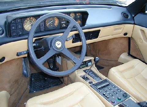 Ferrari Mondial 32 Cabriolet