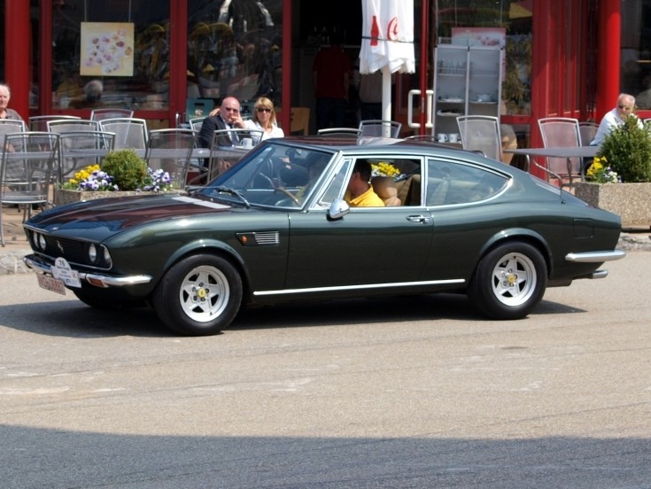 Fiat Dino 2400 coupe