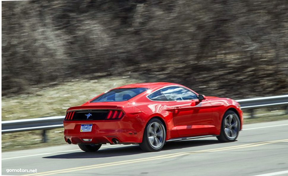 2015 Ford Mustang V-6