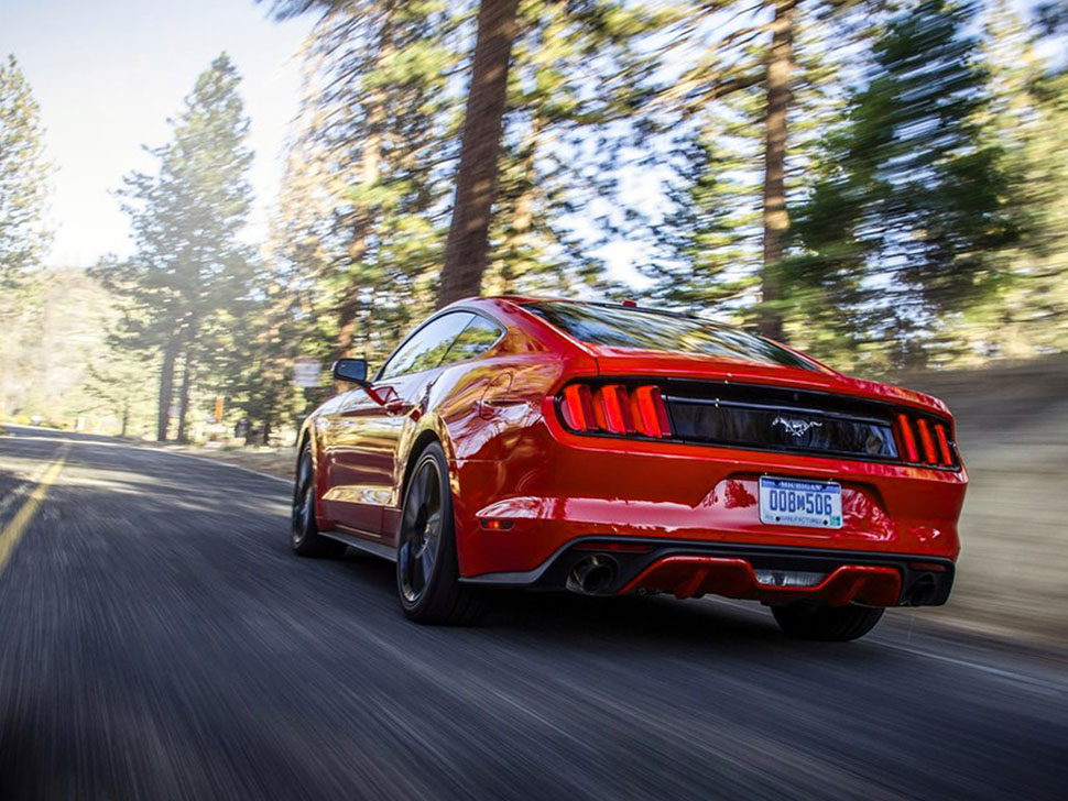 Ford Mustang EcoBoost - 2015