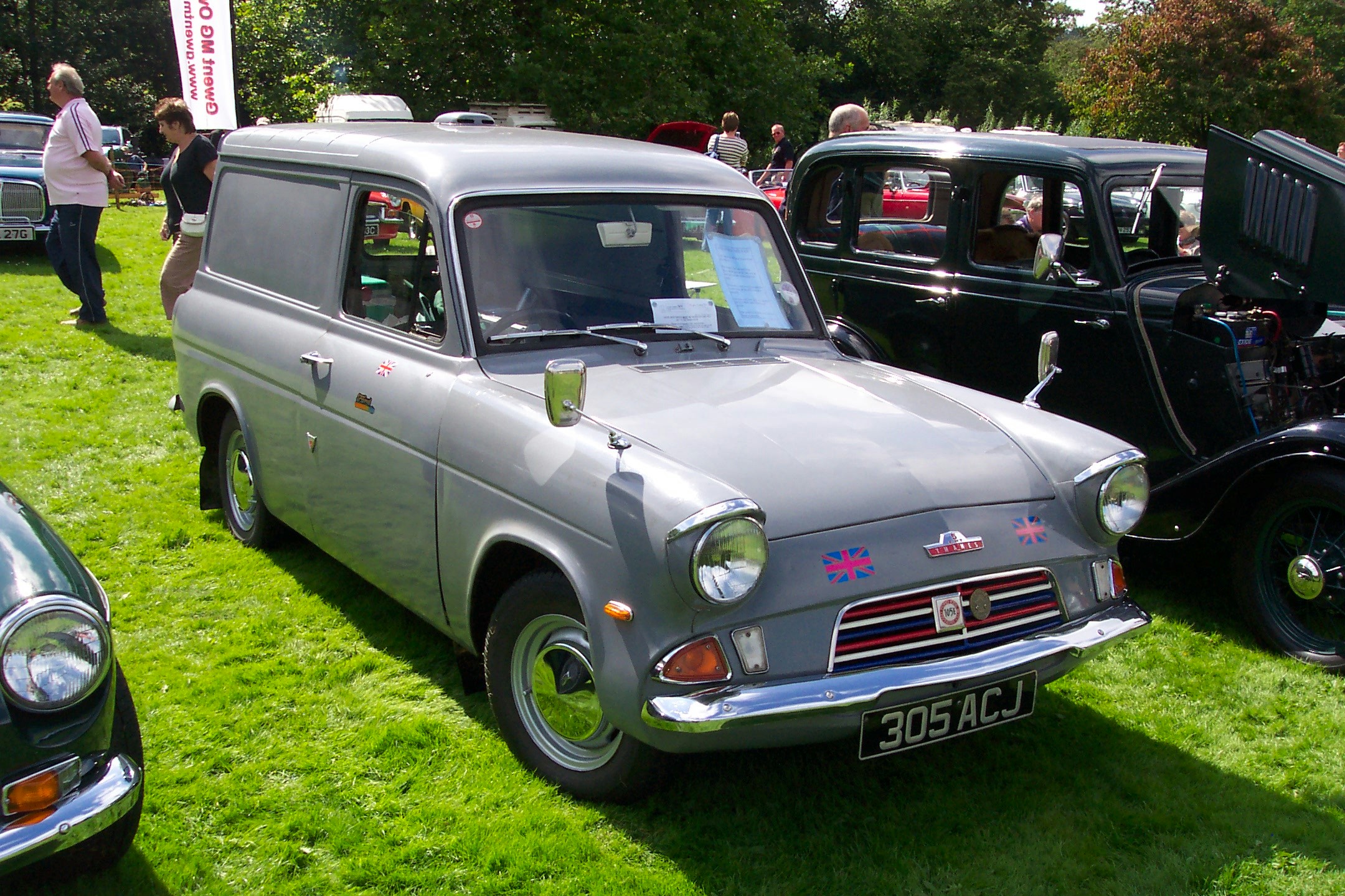 Ford Anglia Van