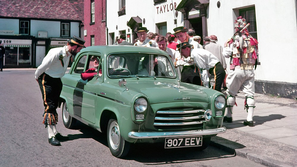 Ford Angllia 100E