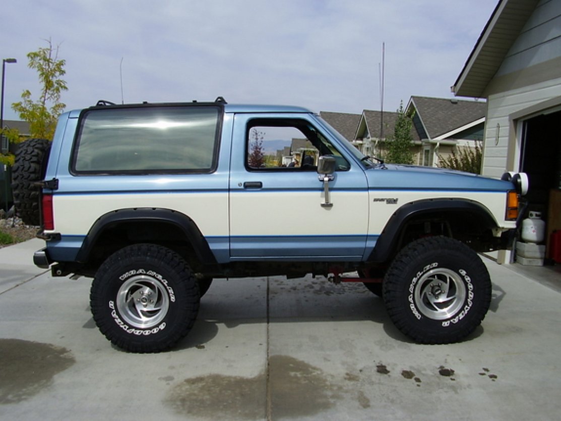 Ford Bronco II 4x4