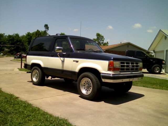 Ford Bronco II XLT