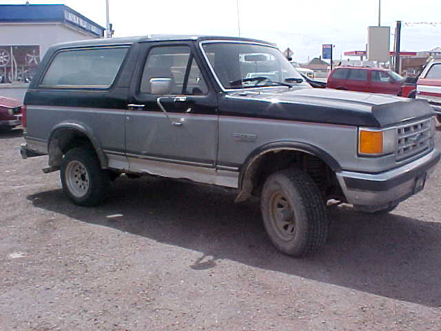 Ford Bronco XL