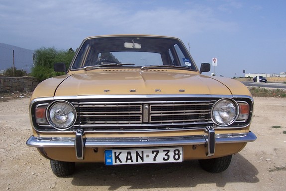 Ford Cortina 1300 DeLuxe