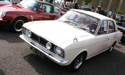 Ford Cortina 1600E 2dr