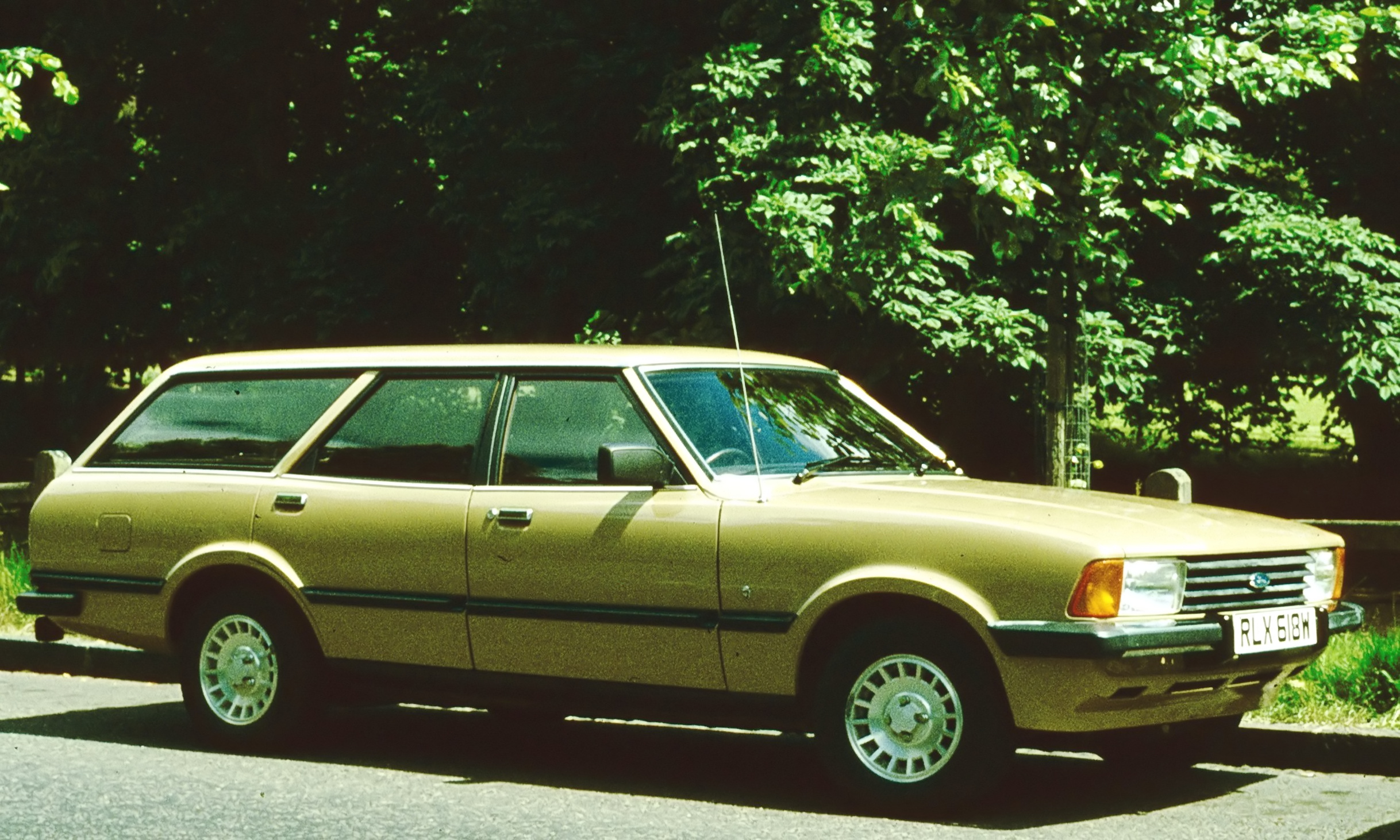 Ford Cortina De Luxe wagon