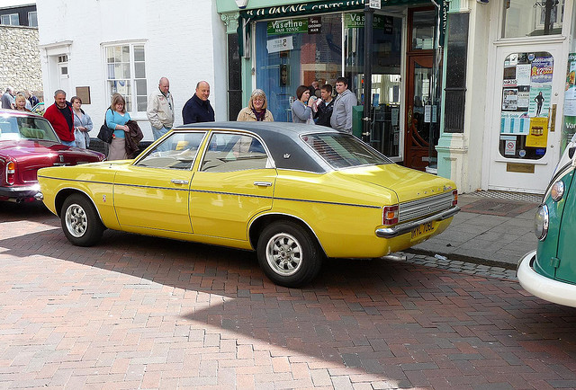 Ford Cortina Mk3 1600 GXL